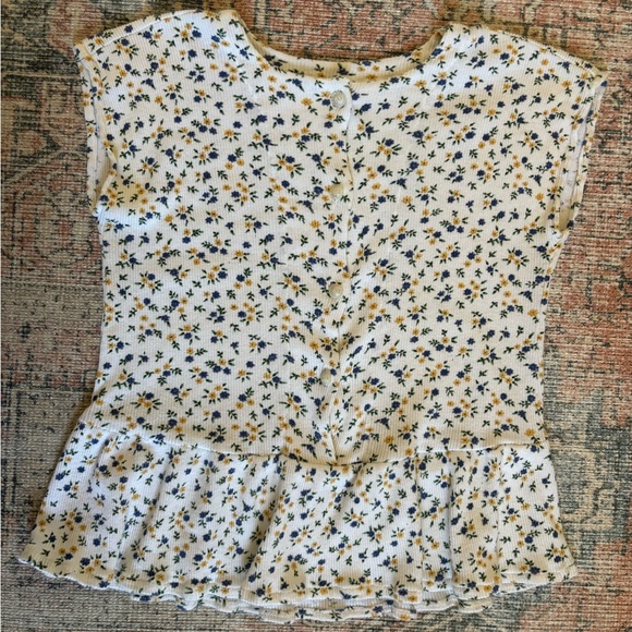 vintage floral button down tee - Picture 3 of 4